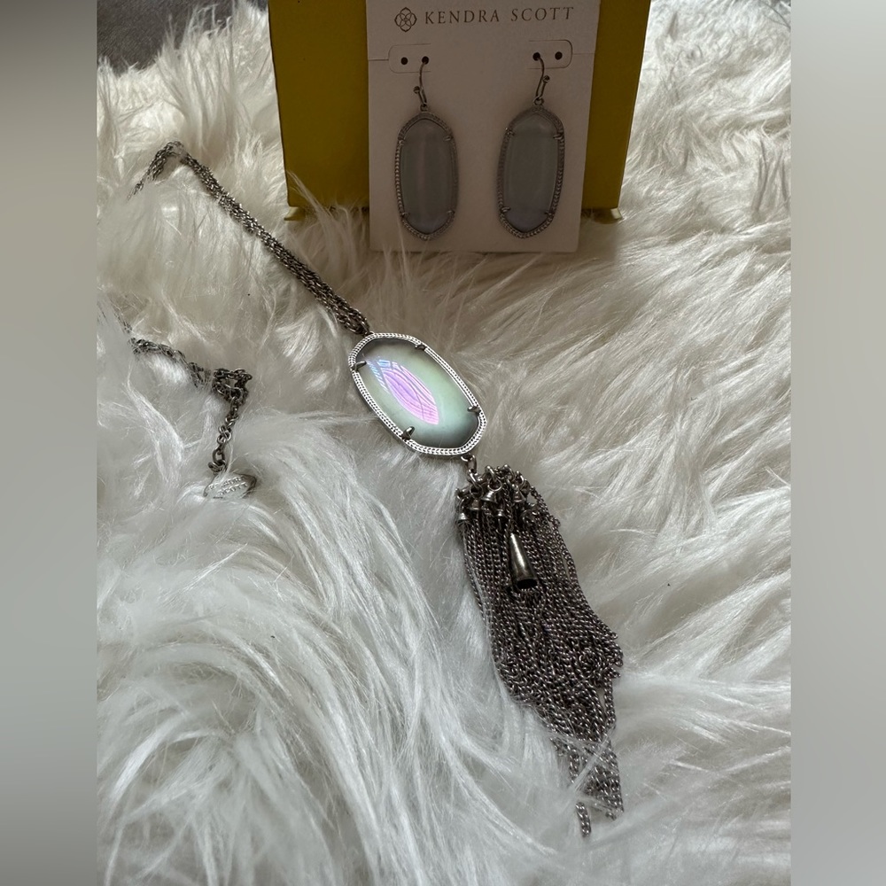 Kendra Scott Iridescent Rayne Necklace and Iridescent Elle’s in Silver s…